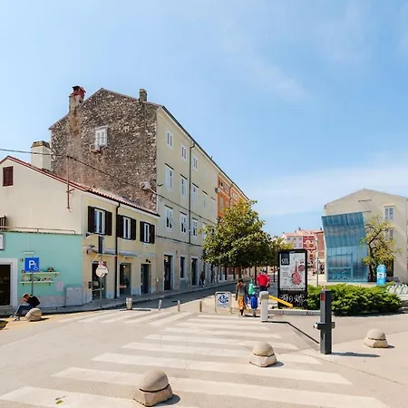Nina In Porec, Istria Feriehus *